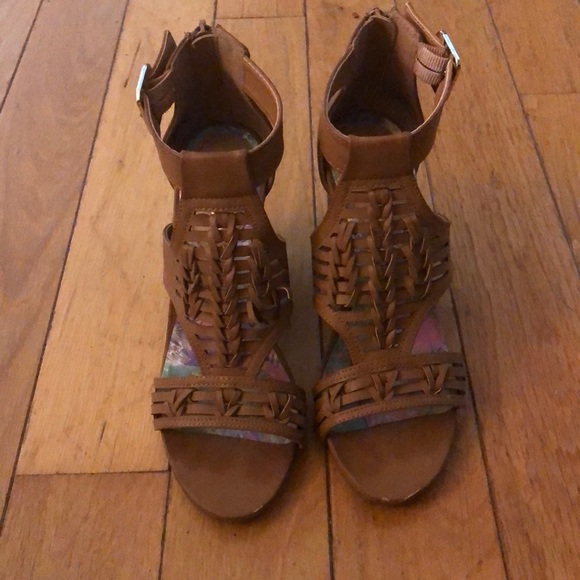 Madden Girl Shoes - Madden Tan heels!